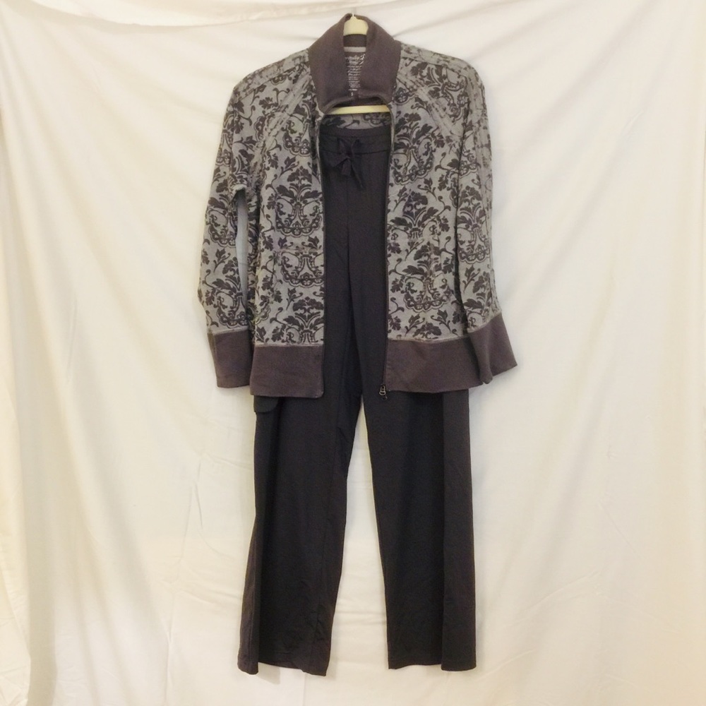 Soma Tracksuit Set Gray Floral size S